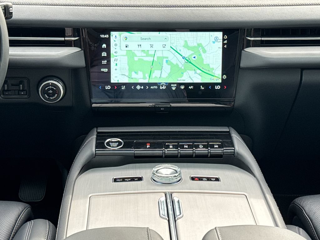 New 2025 Lincoln Navigator L Reserve AWD/4WD image 18