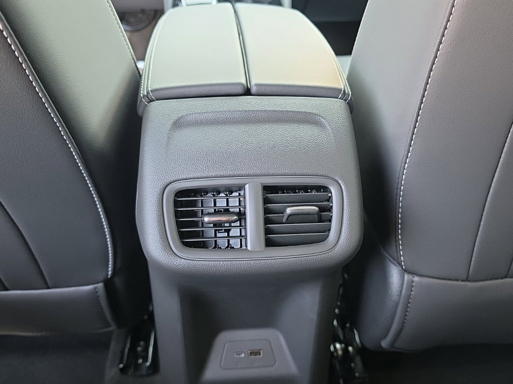 New 2026 Buick Envision Sport Touring AWD/4WD image 14