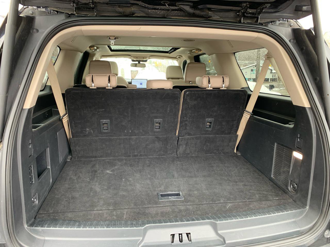 Used 2024 Ford Expedition Max Limited image 8