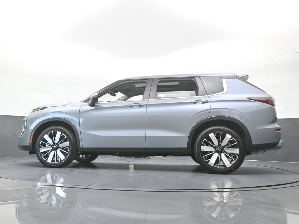 New 2026 Mitsubishi Outlander SE FWD image 65