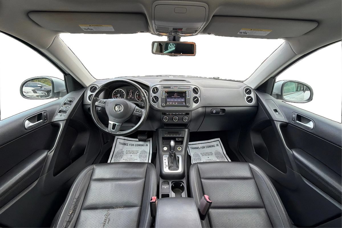 Used 2017 Volkswagen Tiguan Wolfsburg Edition AWD/4WD image 29