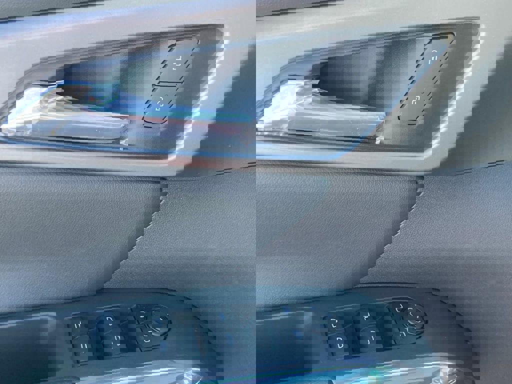 New 2025 Chevrolet Traverse LT w/ Sun and Wheel Package image 21