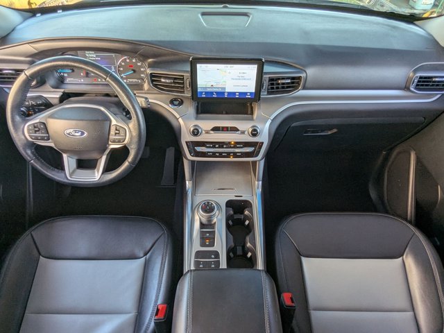 Used 2022 Ford Explorer XLT w/ Equipment Group 202A image 18