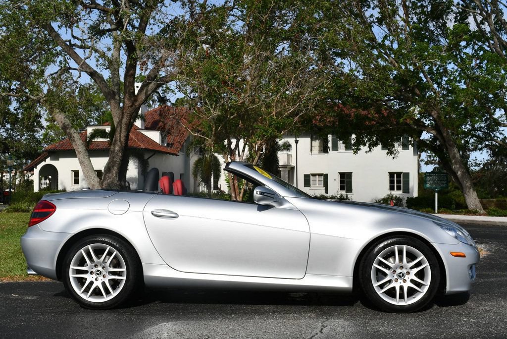 Used 2009 Mercedes-Benz SLK 300 image 40