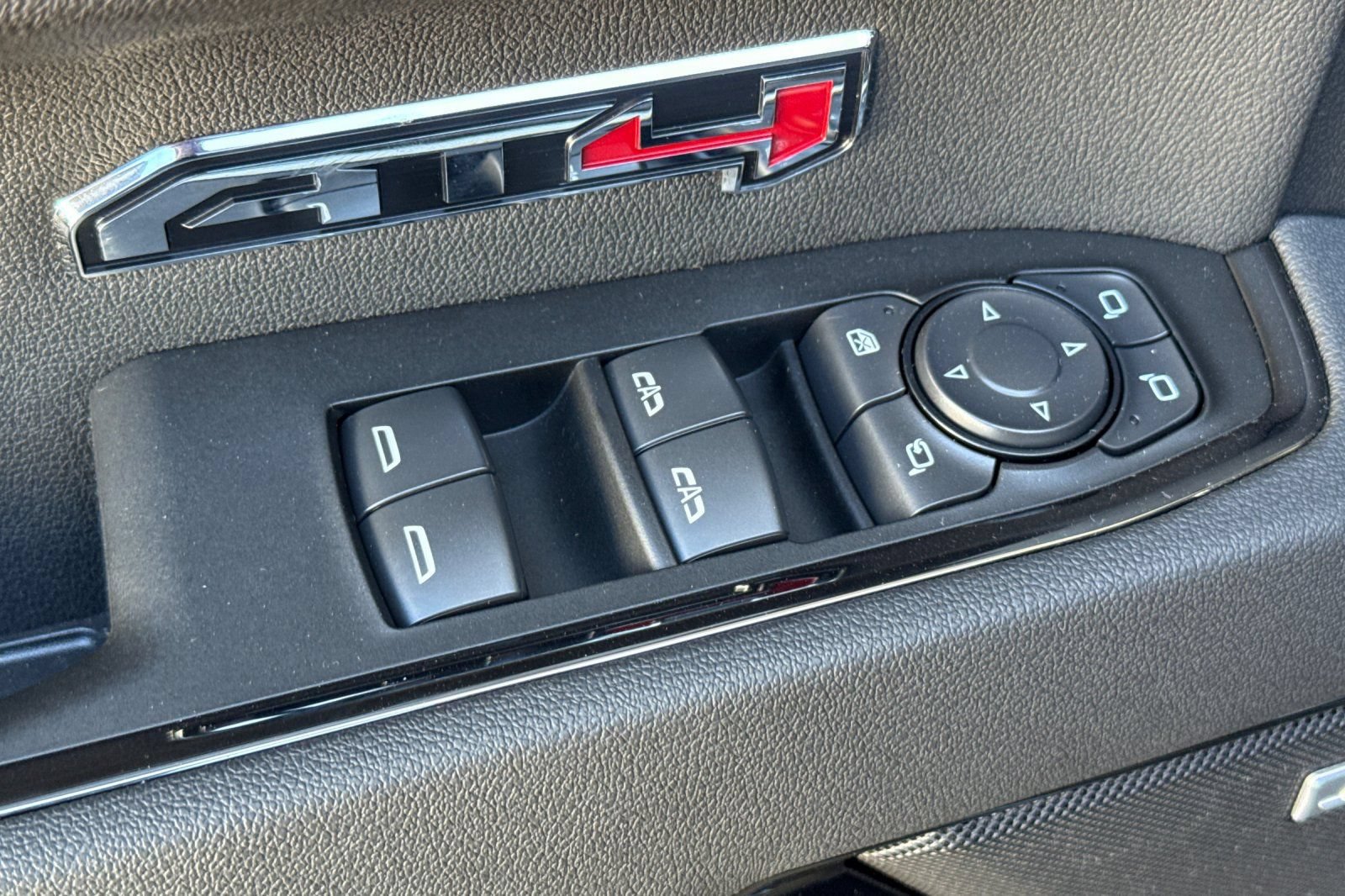 Used 2026 GMC Sierra 1500 AT4 w/ AT4 Premium Package AWD/4WD image 11
