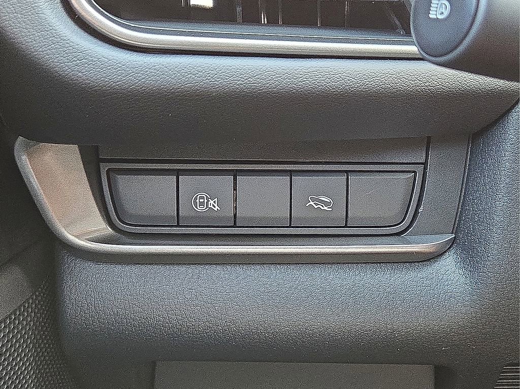 New 2025 MAZDA CX-30 AWD 2.5 S w/ Select Sport Pkg image 30