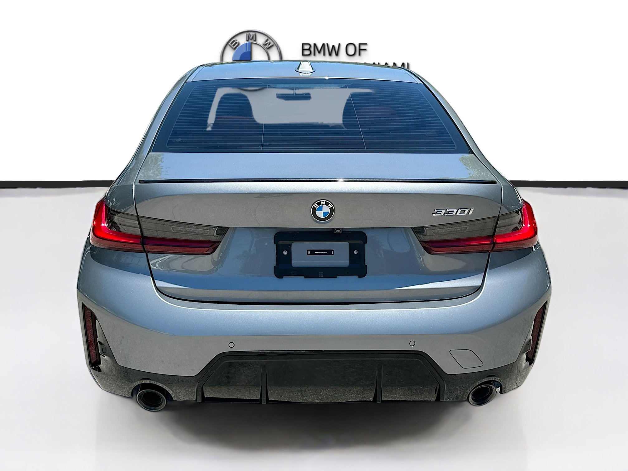 Certified 2025 BMW 330i Sedan w/ M Sport Package RWD image 6