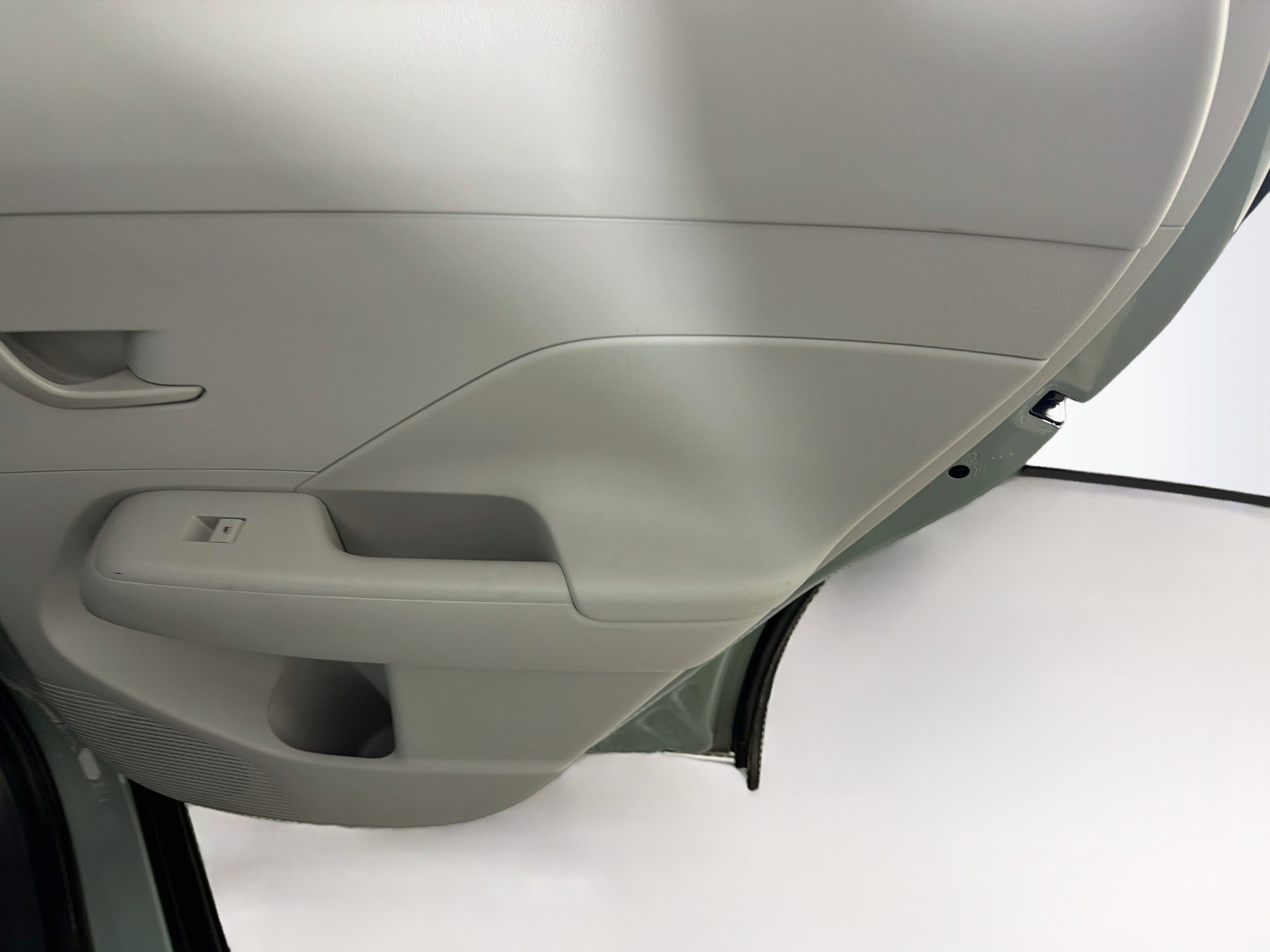 Used 2025 Hyundai Kona SEL FWD image 28