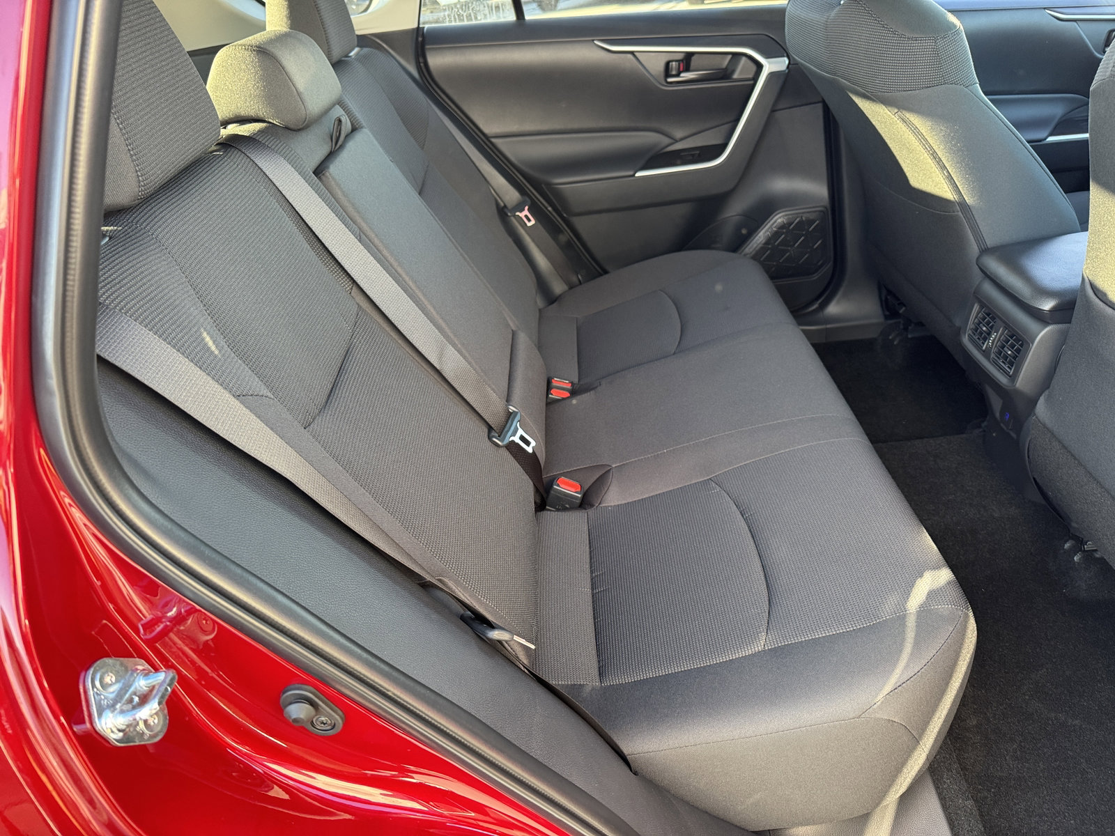 New 2025 Toyota RAV4 LE image 5