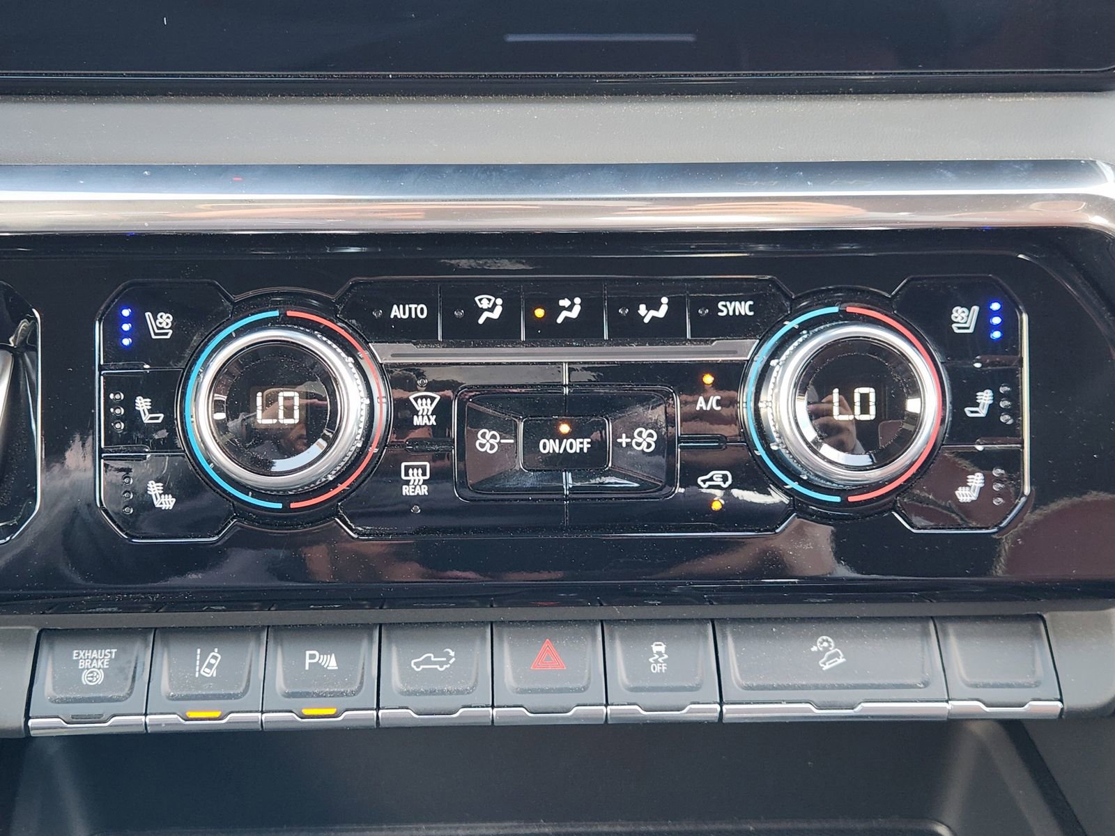 Certified 2025 GMC Sierra 2500 Denali Ultimate image 22