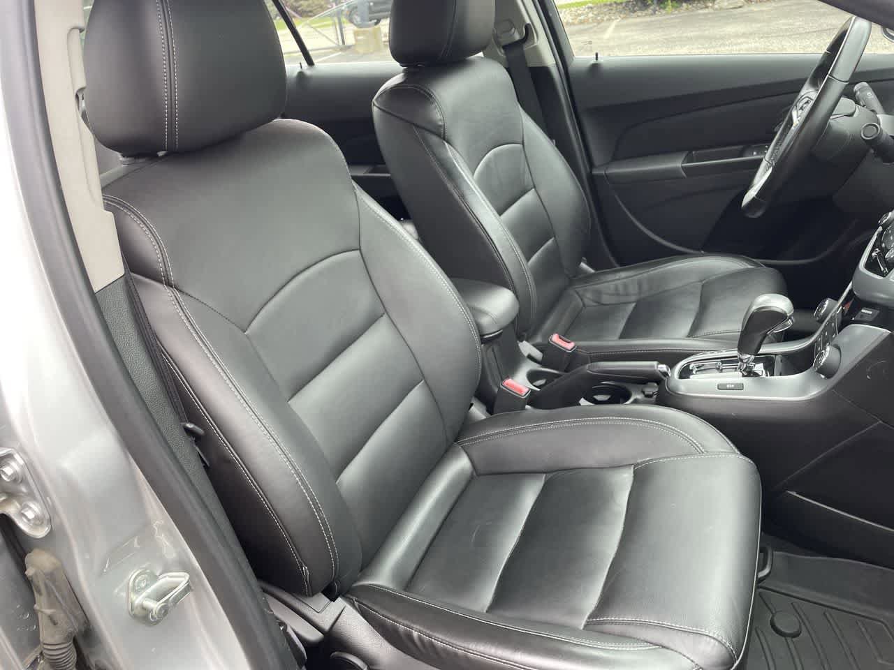 Used 2014 Chevrolet Cruze LTZ w/ Enhanced Safety Package FWD image 14