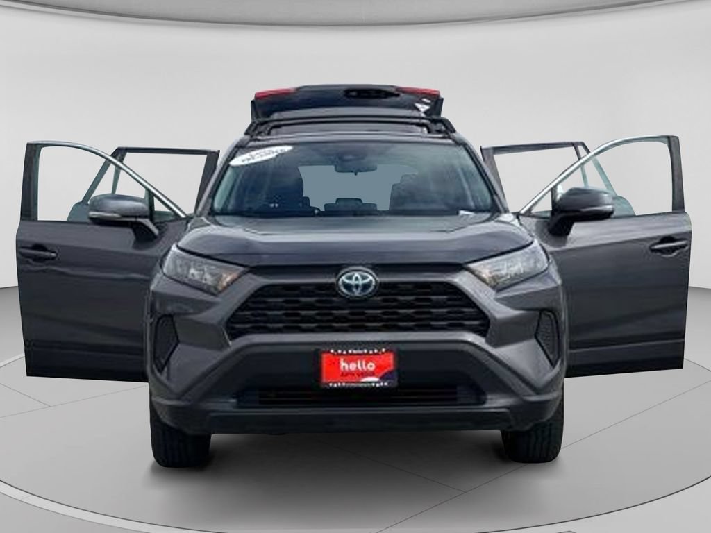 Used 2022 Toyota RAV4 LE w/ Carpet Mat Package (TMS) AWD/4WD image 32