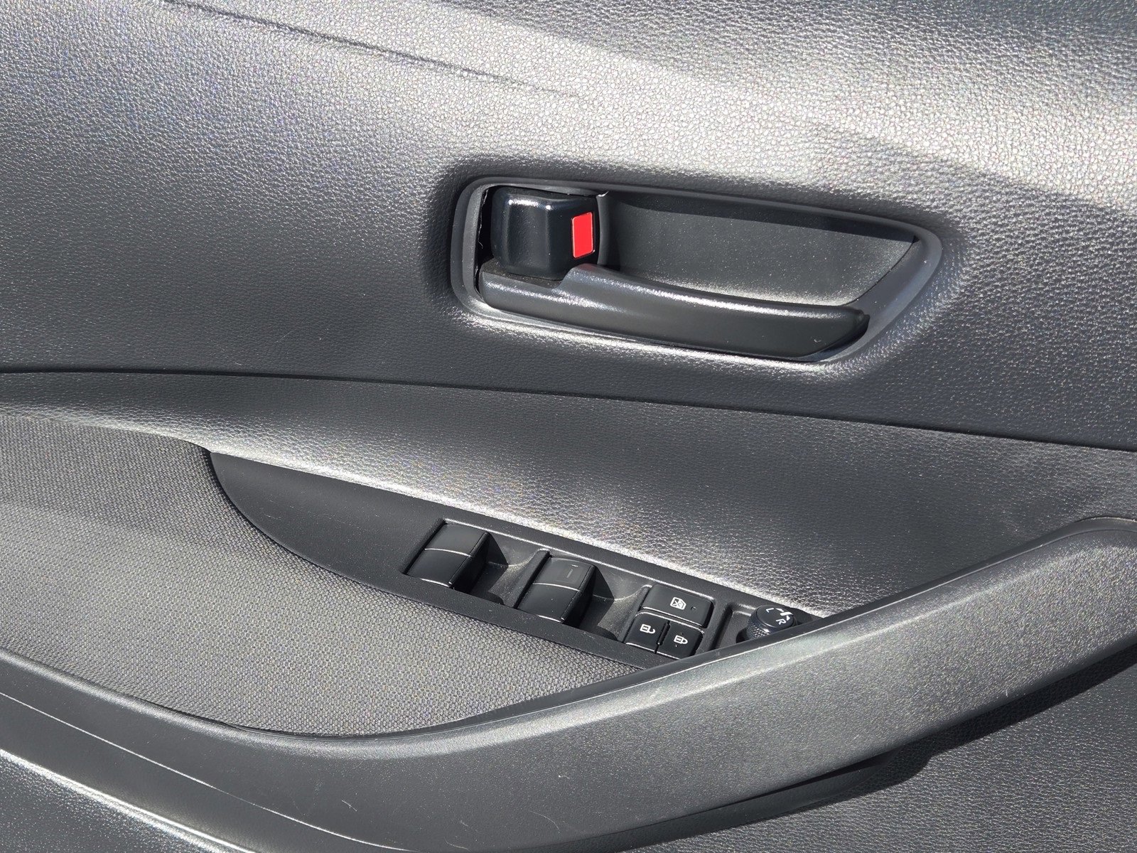 Used 2024 Toyota Corolla LE image 22