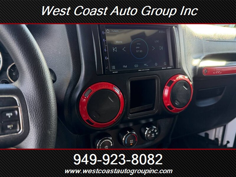 Used 2015 Jeep Wrangler Sport AWD/4WD image 16