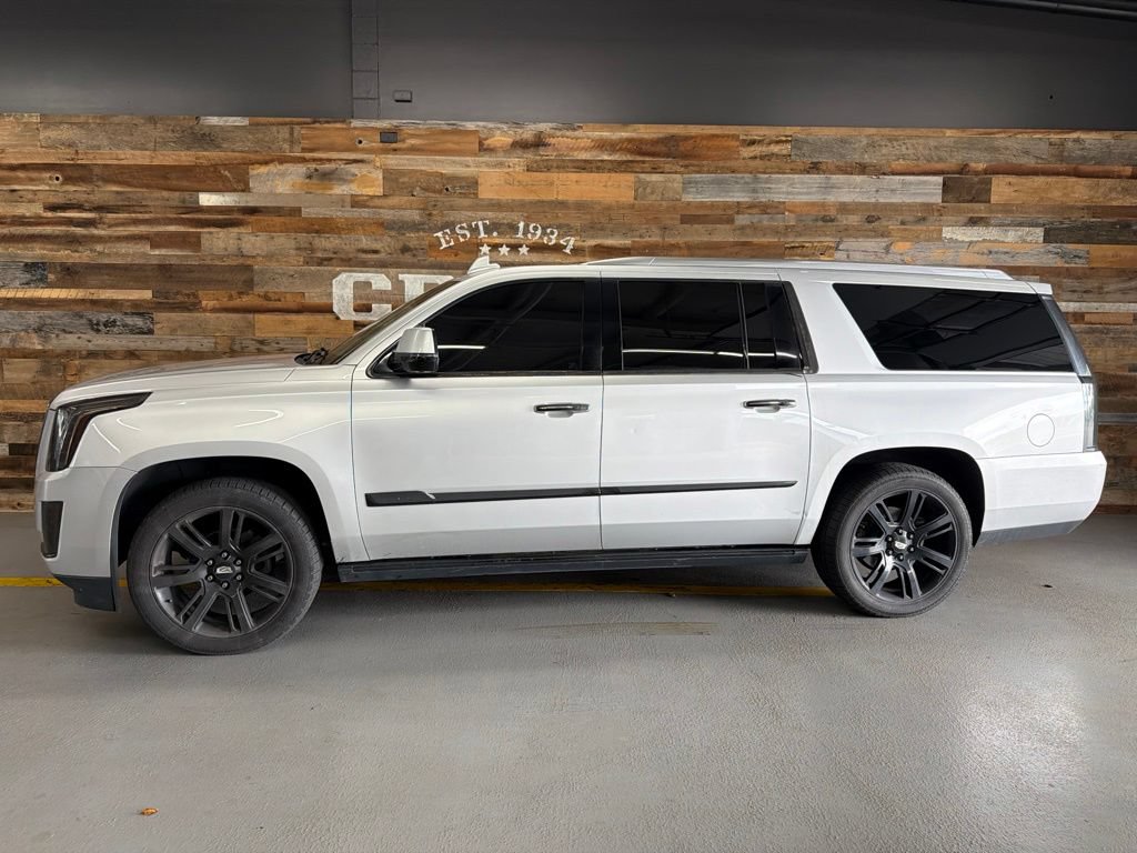 Used 2016 Cadillac Escalade ESV Premium AWD/4WD image 34