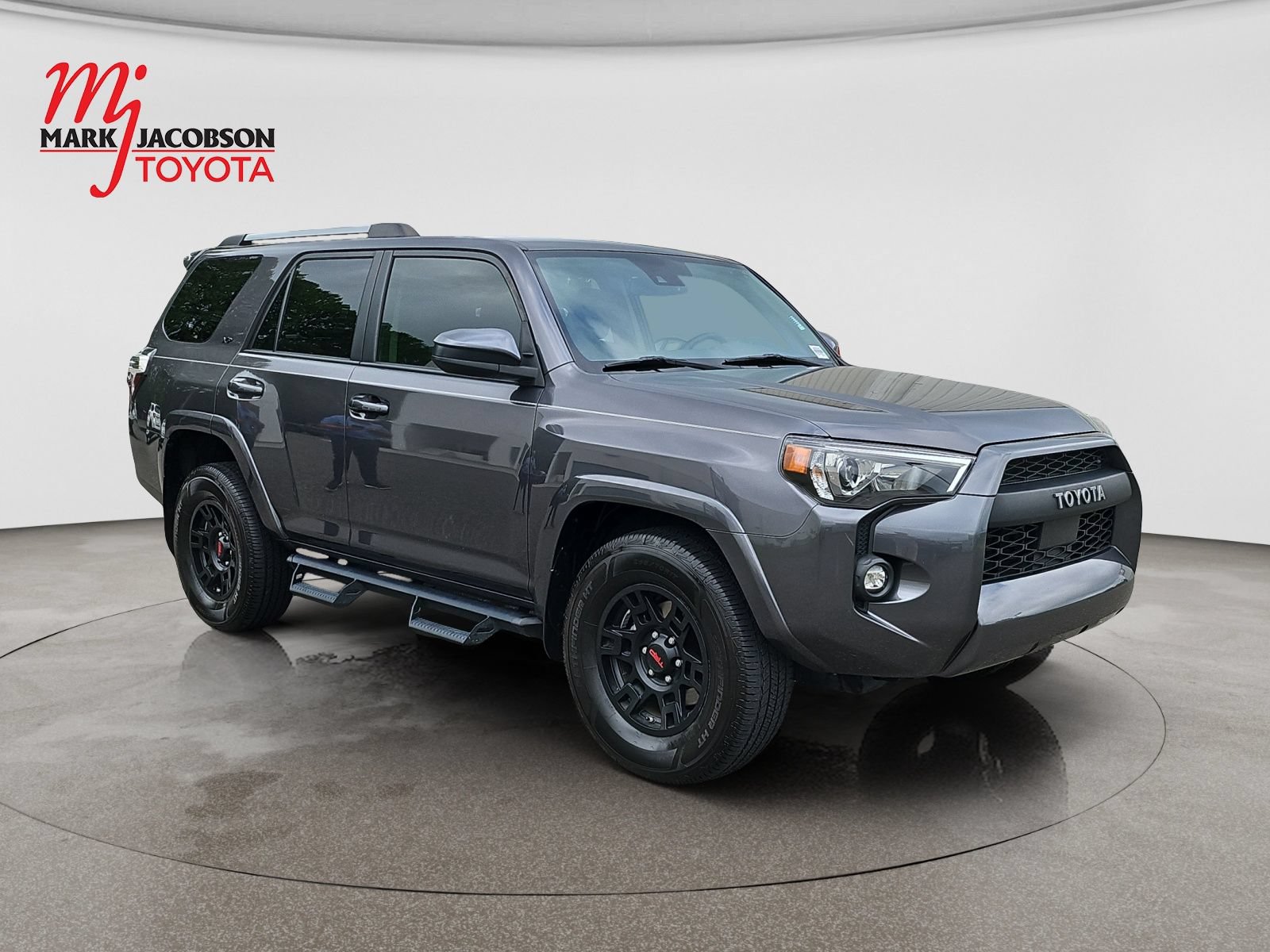 Used 2023 Toyota 4Runner SR5 RWD image 3