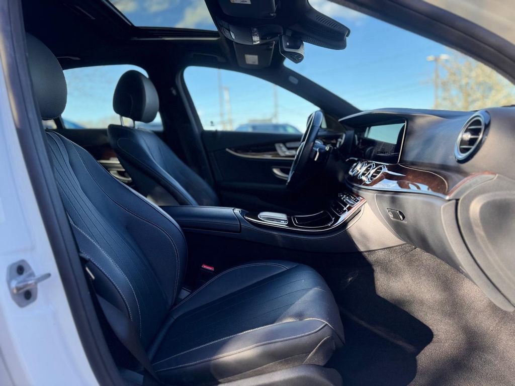 Used 2022 Mercedes-Benz E 350 4MATIC Sedan image 26
