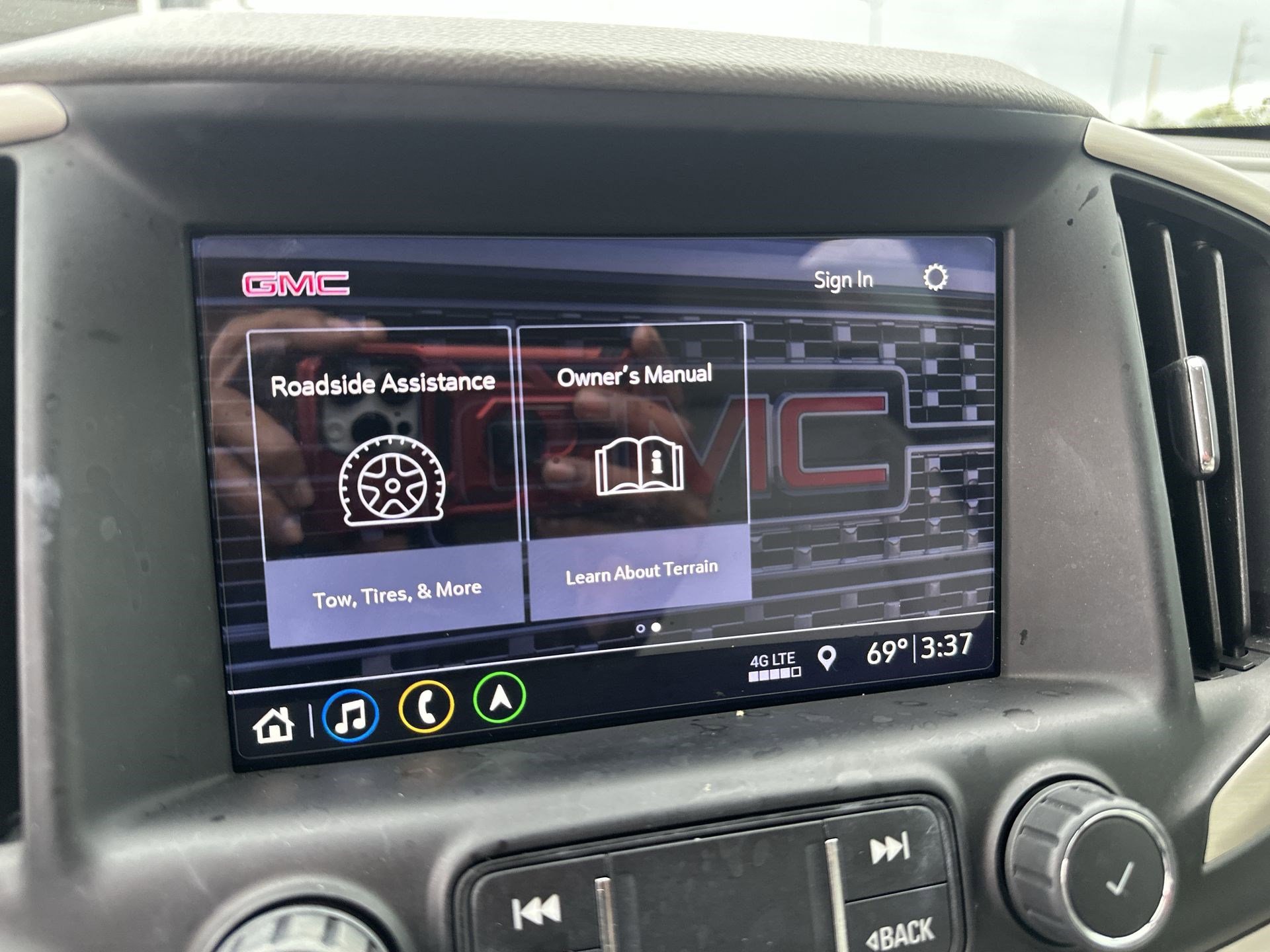 Used 2020 GMC Terrain Denali w/ Denali Premium Package image 12