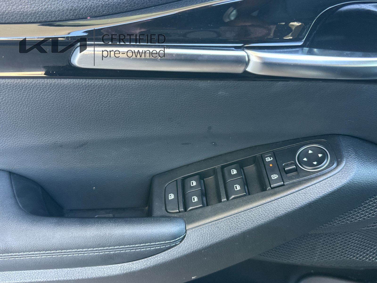 Certified 2024 Kia Seltos EX FWD image 12