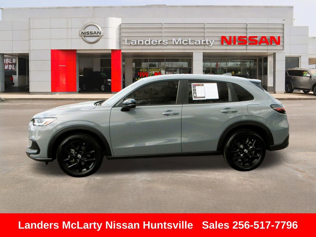 Used 2025 Honda HR-V Sport image 8