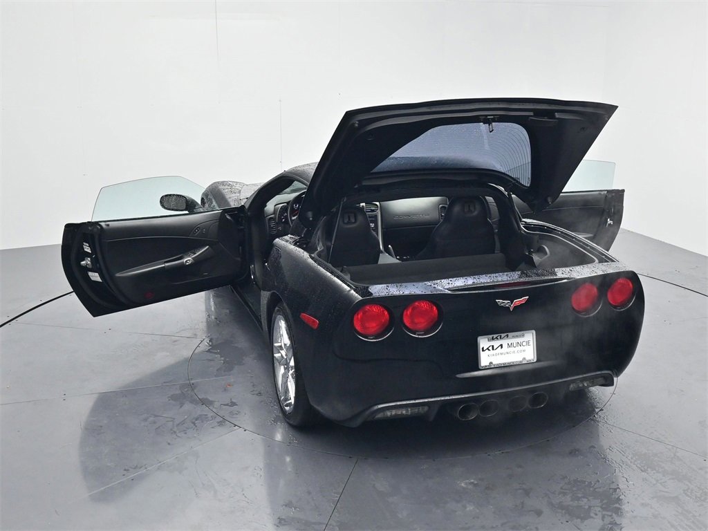 Used 2005 Chevrolet Corvette Coupe w/ Preferred Equipment Group image 45