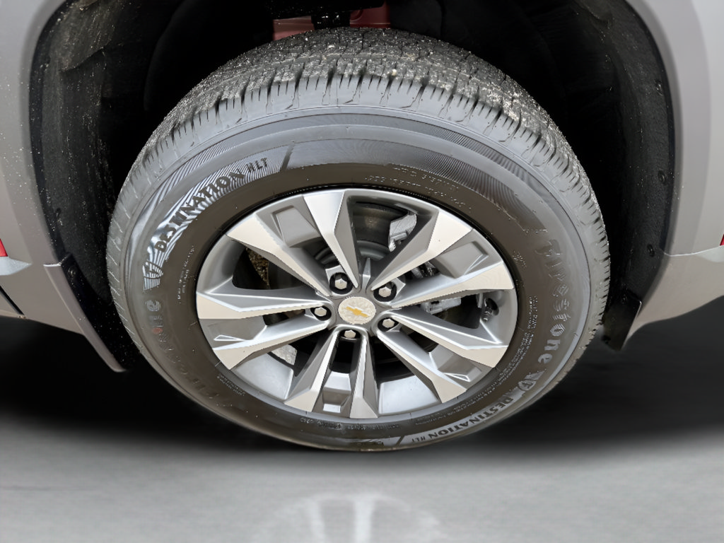 New 2026 Chevrolet Equinox LT w/ Safety and Technology Package FWD image 24