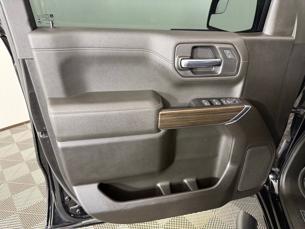 Used 2022 Chevrolet Silverado 1500 LT Trail Boss w/ Bed Protection Package image 12