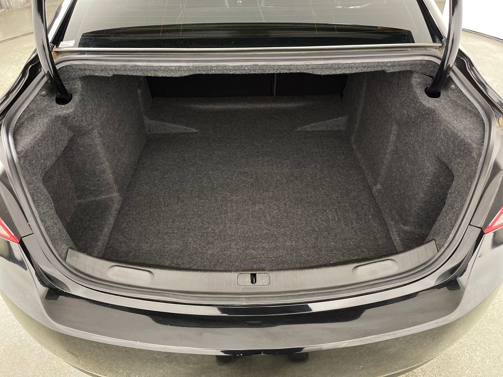 Used 2019 Chevrolet Impala LT w/ LT Leather Package image 10