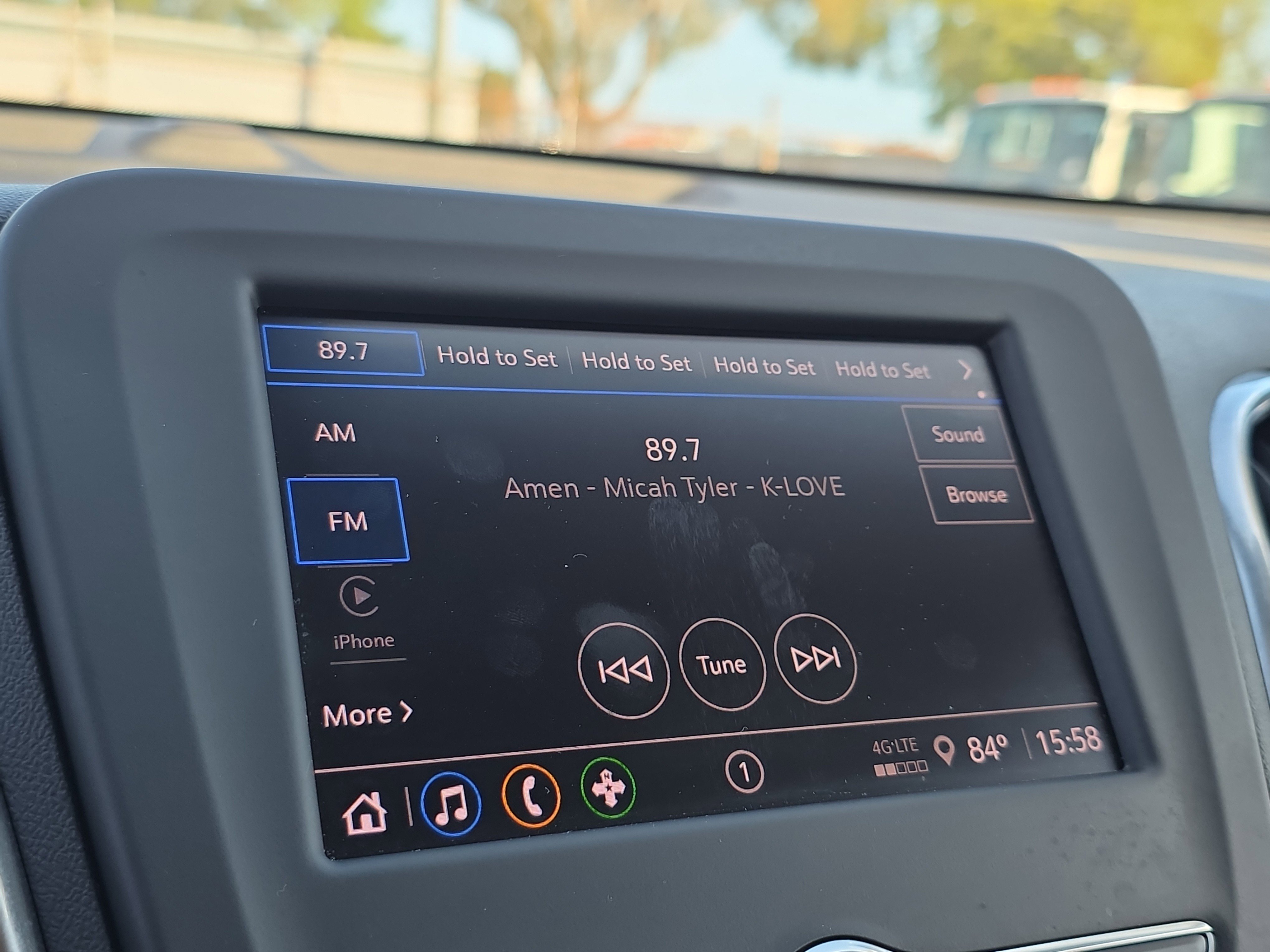 Used 2024 Chevrolet Equinox LT image 30