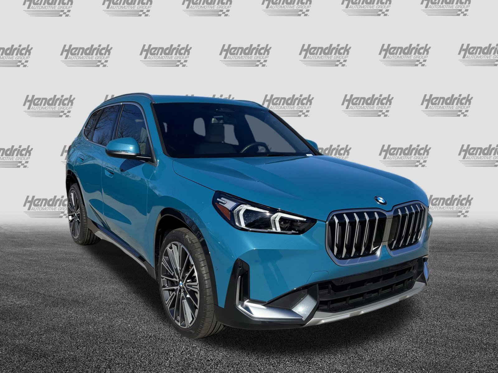 Certified 2025 BMW X1 xDrive28i w/ Convenience Package image 2