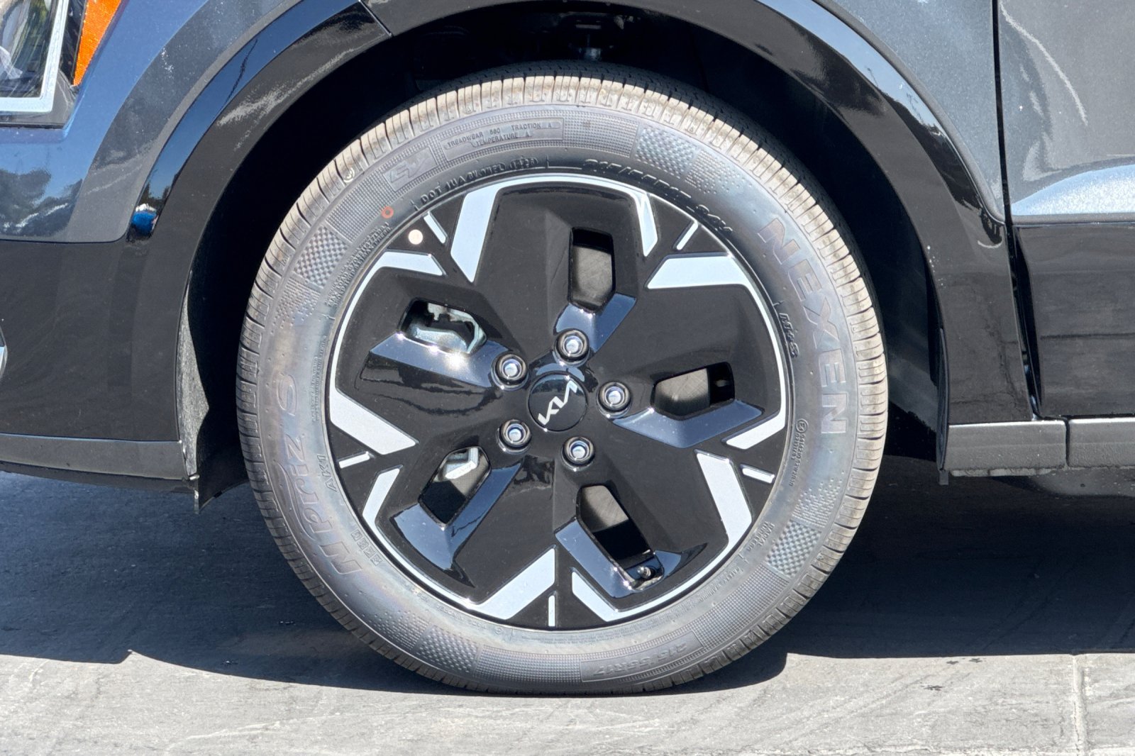 New 2026 Kia Niro Wind FWD image 26