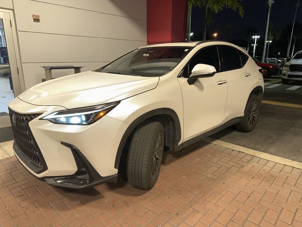 Used 2024 Lexus NX 250 FWD w/ Premium Package image 1