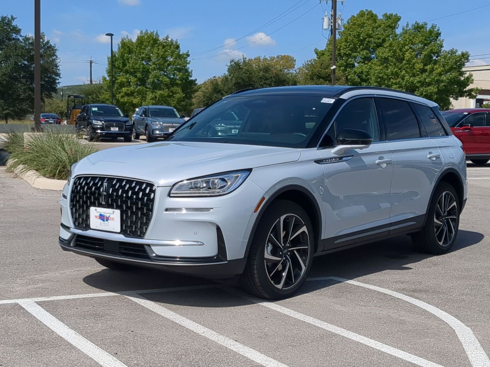 New 2026 Lincoln Corsair Reserve FWD image 7