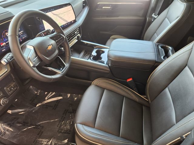 Used 2026 Chevrolet Tahoe Premier AWD/4WD image 4