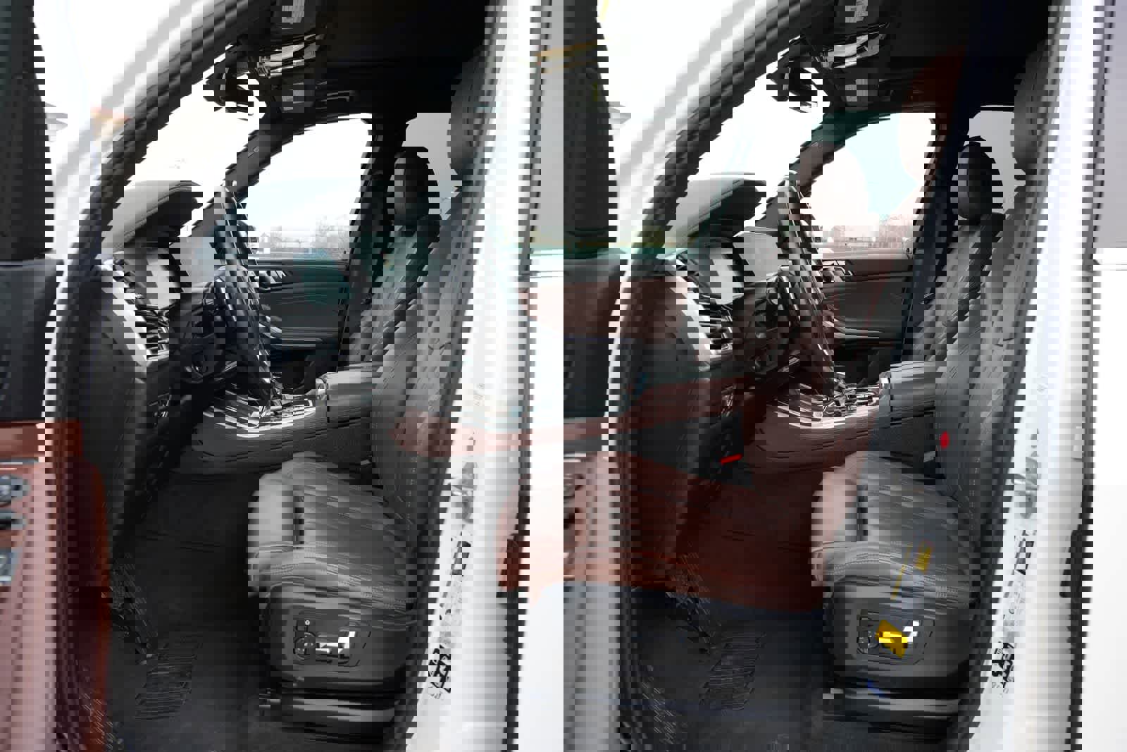 Used 2022 BMW X5 xDrive40i w/ Premium Package image 18