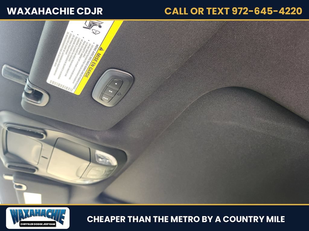New 2027 Chrysler Pacifica Limited w/ Family Tech Group FWD image 20
