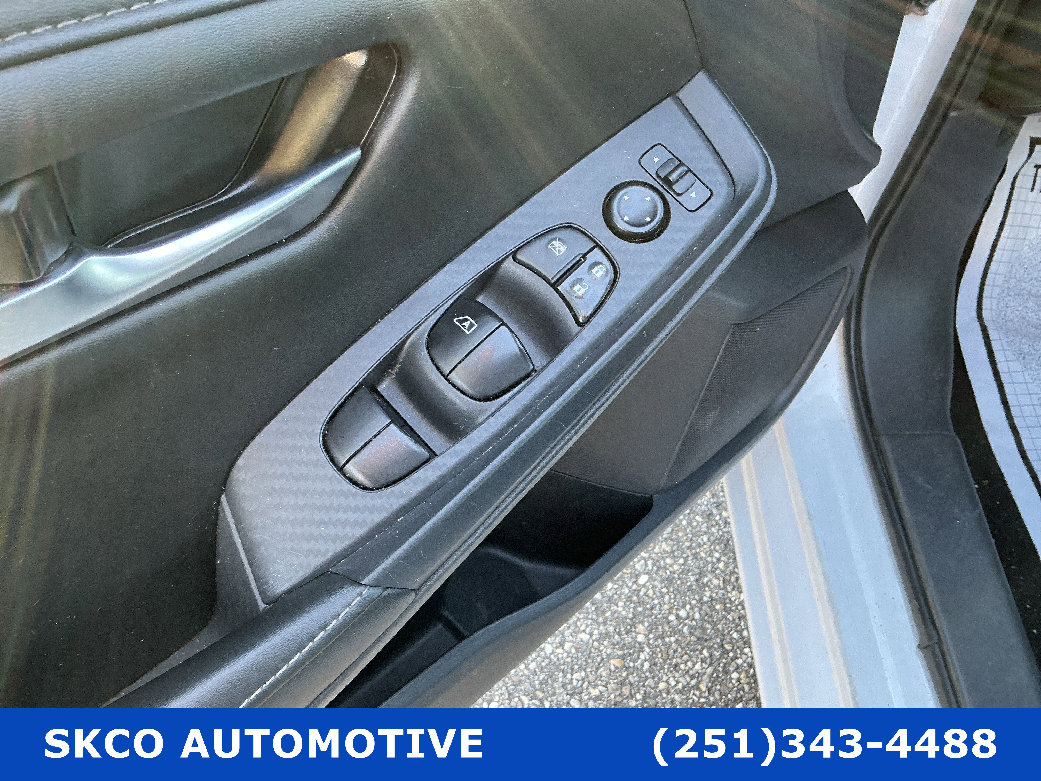 Used 2022 Nissan Sentra SV FWD image 22