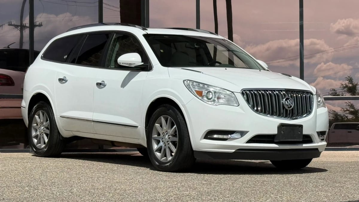 Used 2016 Buick Enclave Leather image 17