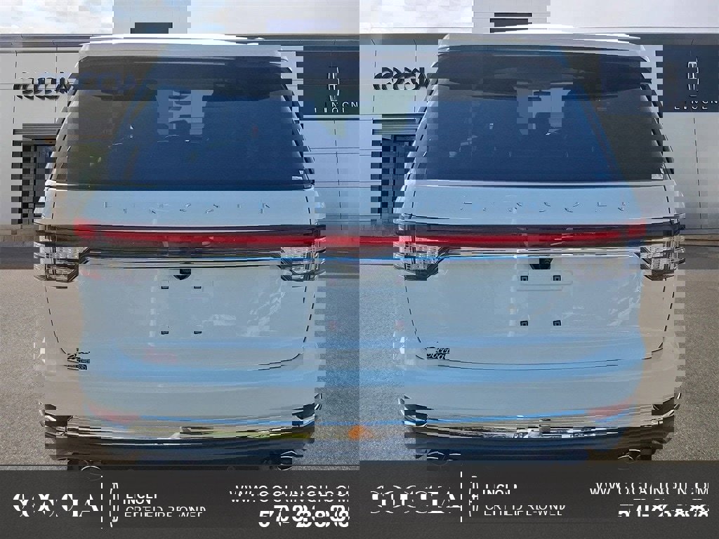 Certified 2024 Lincoln Aviator Reserve w/ Elements Package Plus image 5