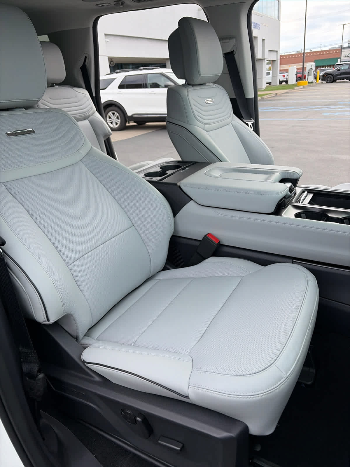 New 2027 Ford Expedition Max Platinum w/ Platinum Ultimate Package AWD/4WD image 28