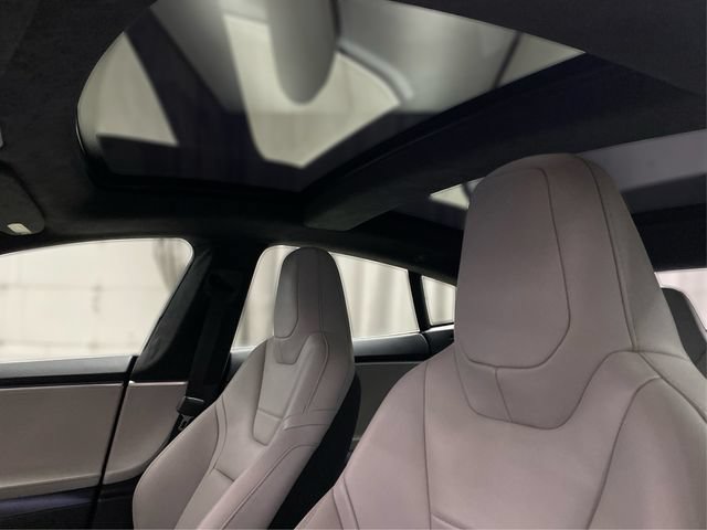 Used 2015 Tesla Model S 70D AWD/4WD image 26