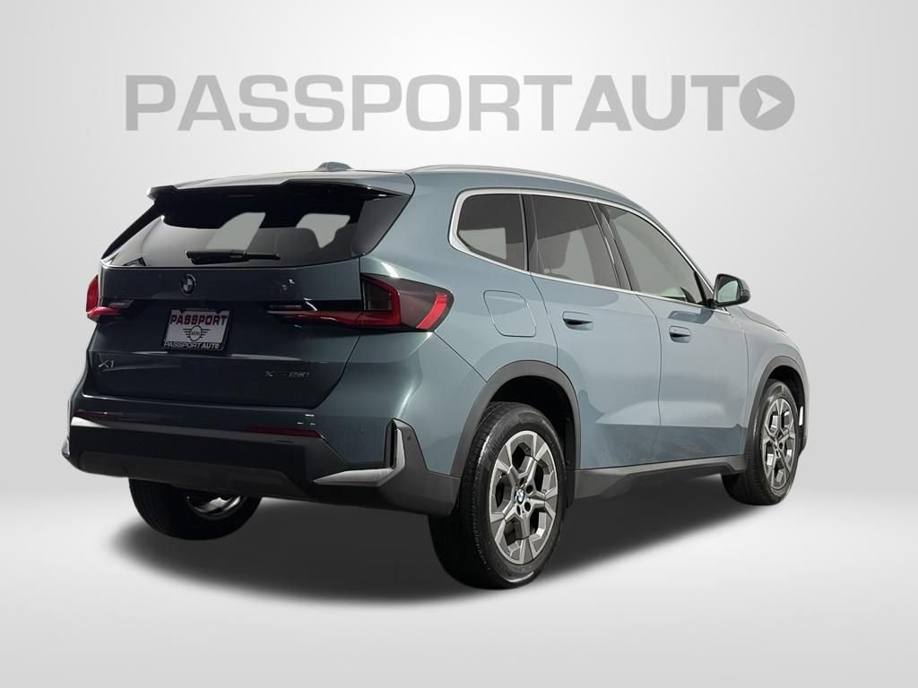 Used 2023 BMW X1 xDrive28i w/ Convenience Package AWD/4WD image 7