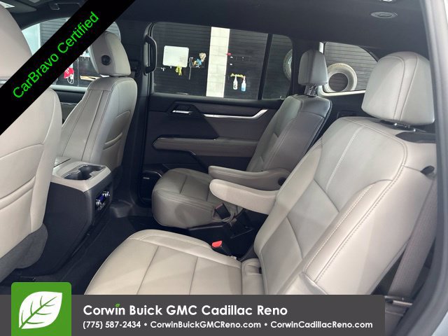 Certified 2026 GMC Acadia Elevation w/ Elevation Premium Package AWD/4WD image 29