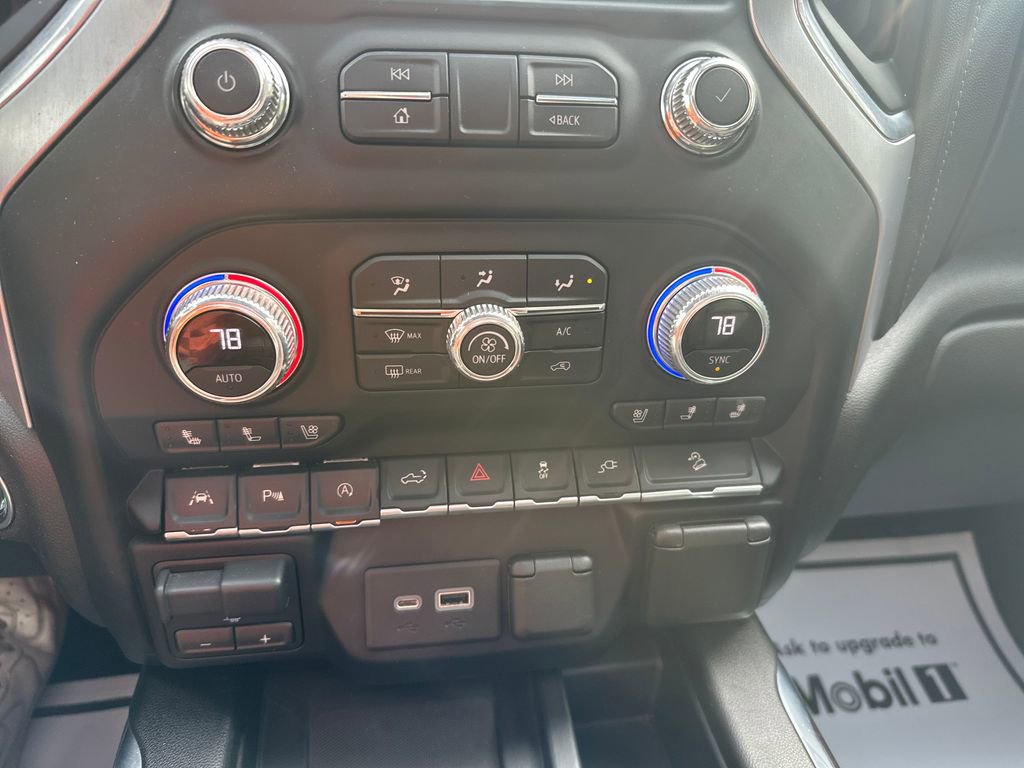 Used 2021 GMC Sierra 1500 SLT w/ SLT Premium Plus Package AWD/4WD image 17