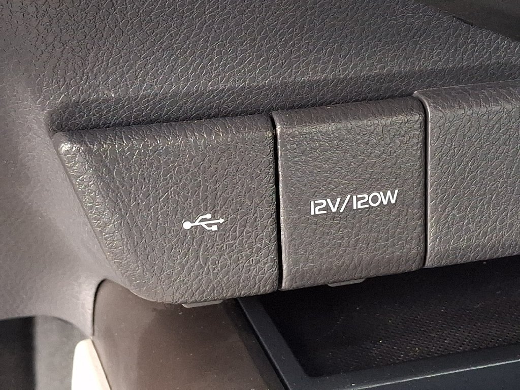 Used 2022 Toyota Camry SE FWD image 22