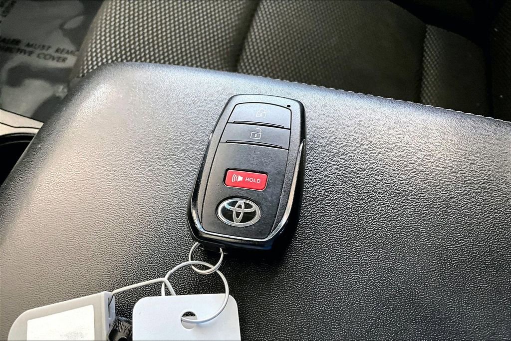 Used 2017 Subaru Outback 2.5i Premium image 35