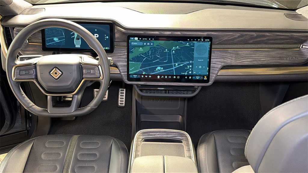 Used 2022 Rivian R1T Launch Edition image 16