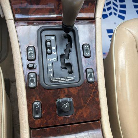 Used 1997 Mercedes-Benz E 320 Sedan image 19