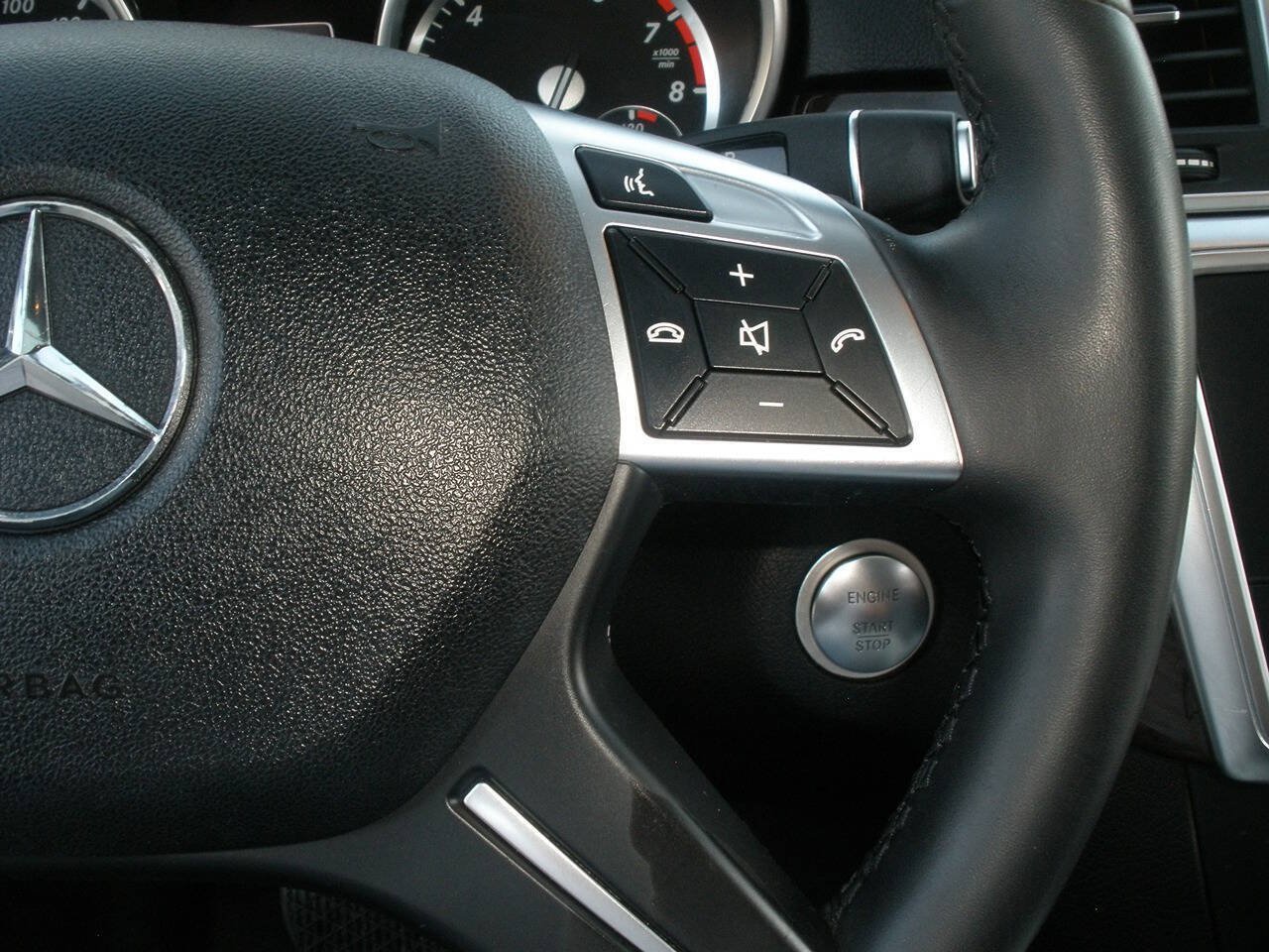 Used 2015 Mercedes-Benz ML 350 4MATIC image 40