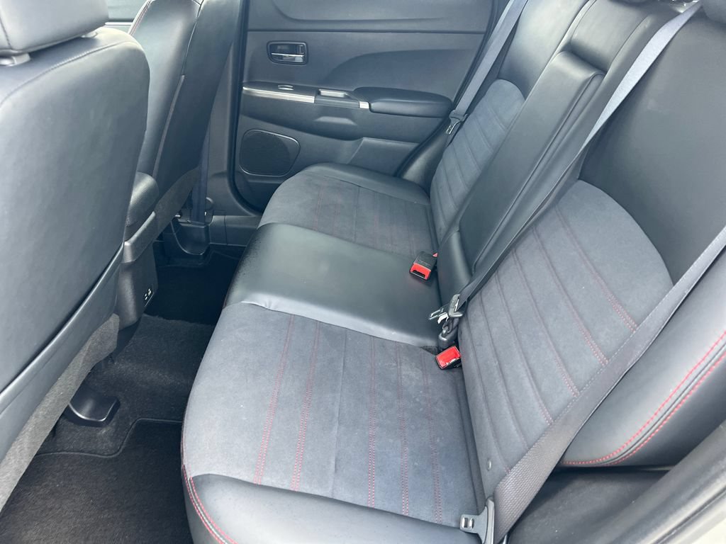 Used 2024 Mitsubishi Outlander Sport ES AWD/4WD image 15